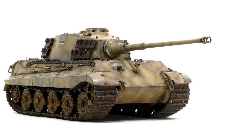 Тяжелый немецкий танк T-VIB «Королевский Тигр» с башней Хеншель