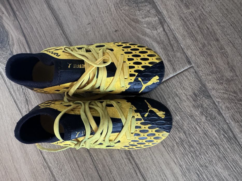 Adidasi fotbal, crampoane, Puma