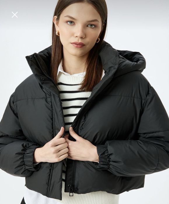 Koton дамско зимно черно късо яке с качулка