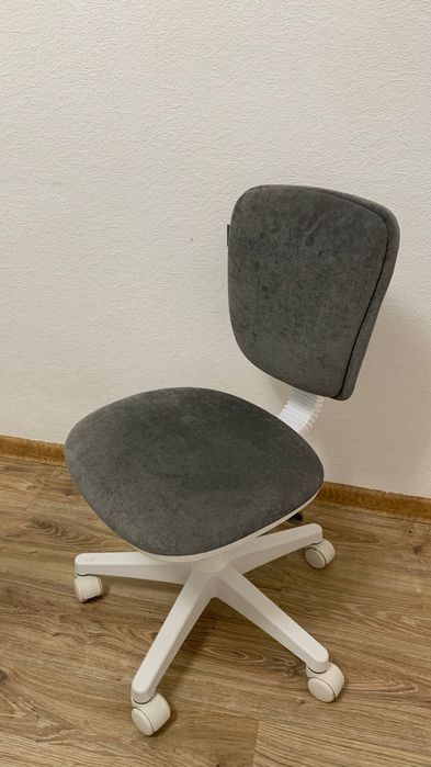 Компьютерный стул детский