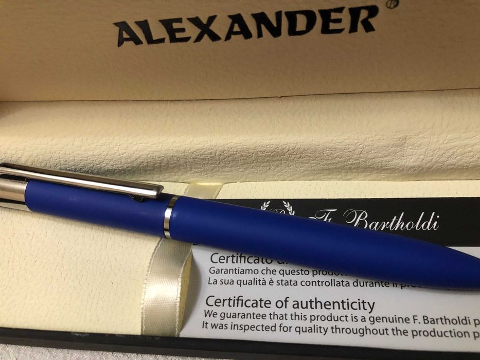 Бизнес аксесоари F. Bartholdi – бележник и химикалки в подаръчни кутии