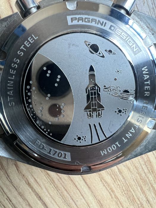 Pagani Design часовник