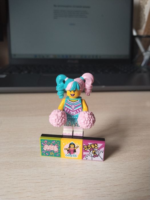 Оригинальная лего минифигурка