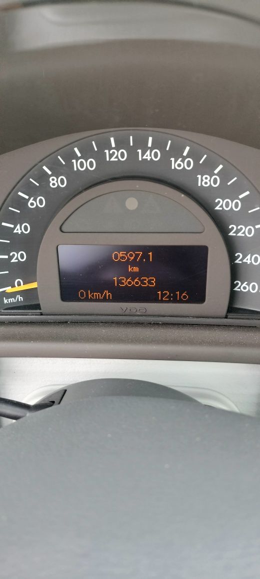 Mercedes C-klass benzina kompresor 136.000km