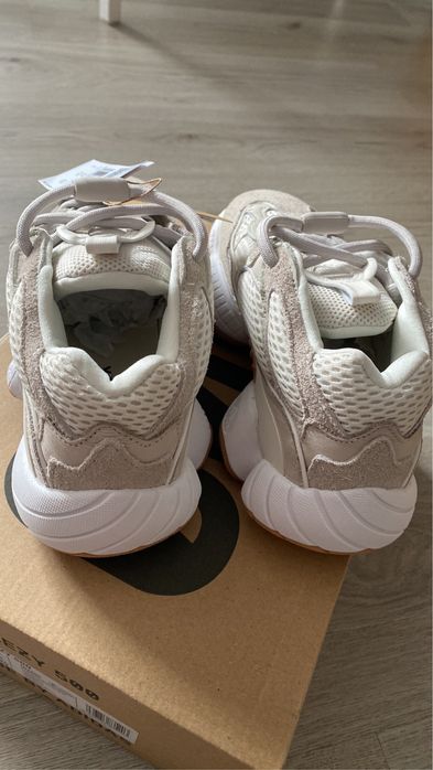 Yeezy 500 “stone traupe” - marimea 37 1/3 si 38