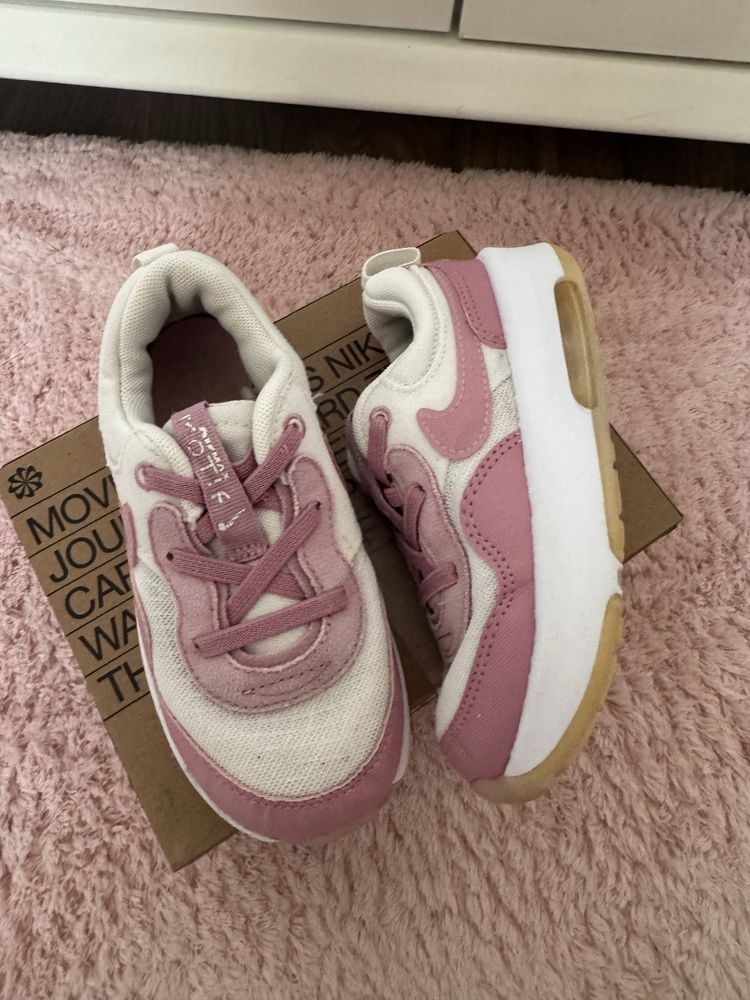 Nike air max оригинални детски маратонки 27