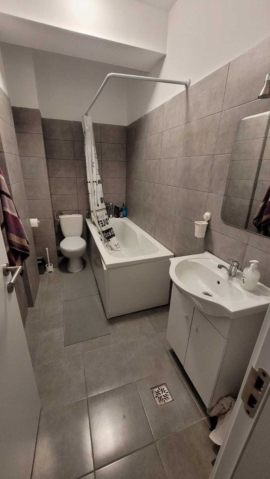 Apartament 3 camere -  84 mp bloc nou + parcare subterana
