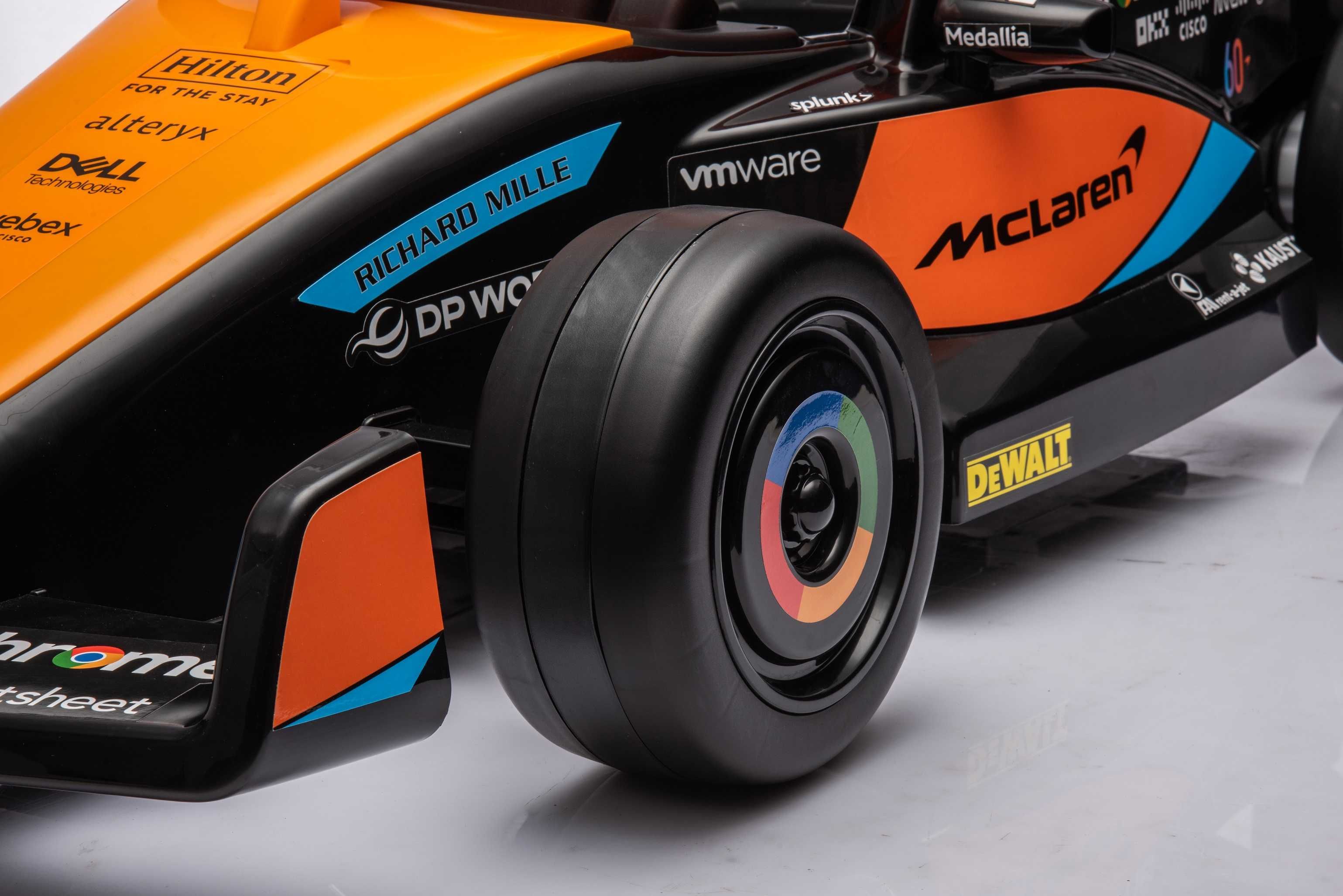 Masinuta electrica Formula 1 McLaren Racing 2x 35W 12V, scaun tapitat