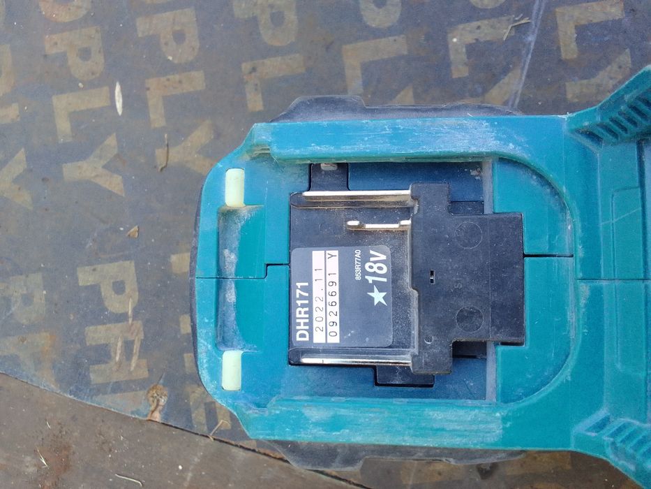 Професионални акумулаторни машини Хилти, Макита, Hilti, Makita