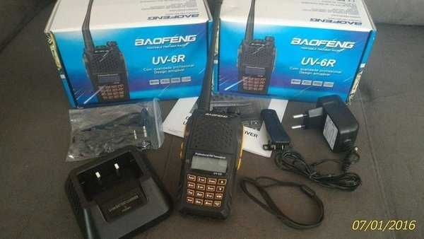 Нова Baofeng UV-6R 8W 5000mah Модел 2022 Мощна Двубандова Радиостанция