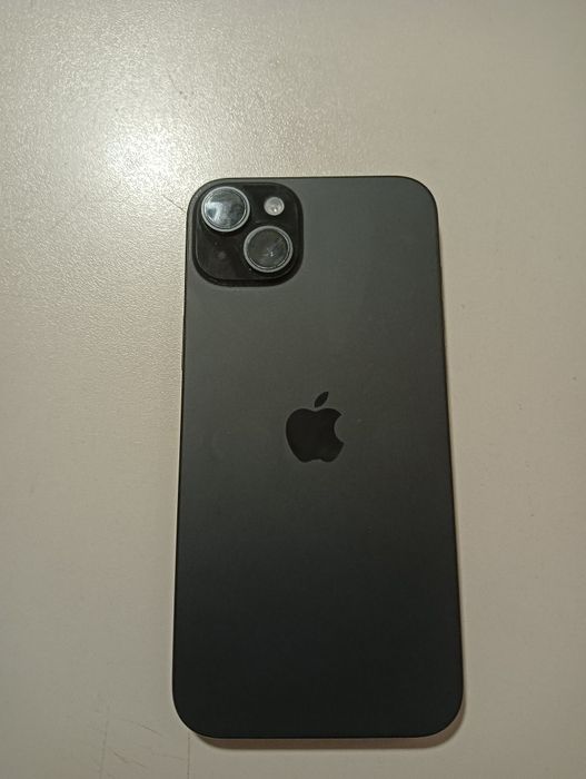 Vând iPhone 15 plus