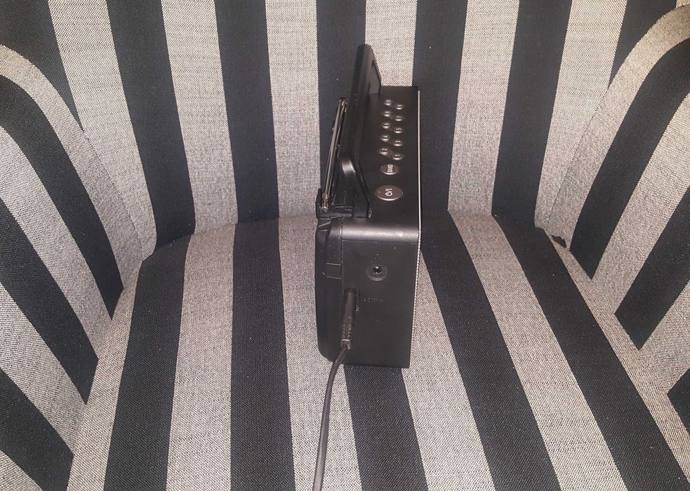 Vand Radio Panasonic RF D10 DAB/FM (Matshushita Electronic Japan )