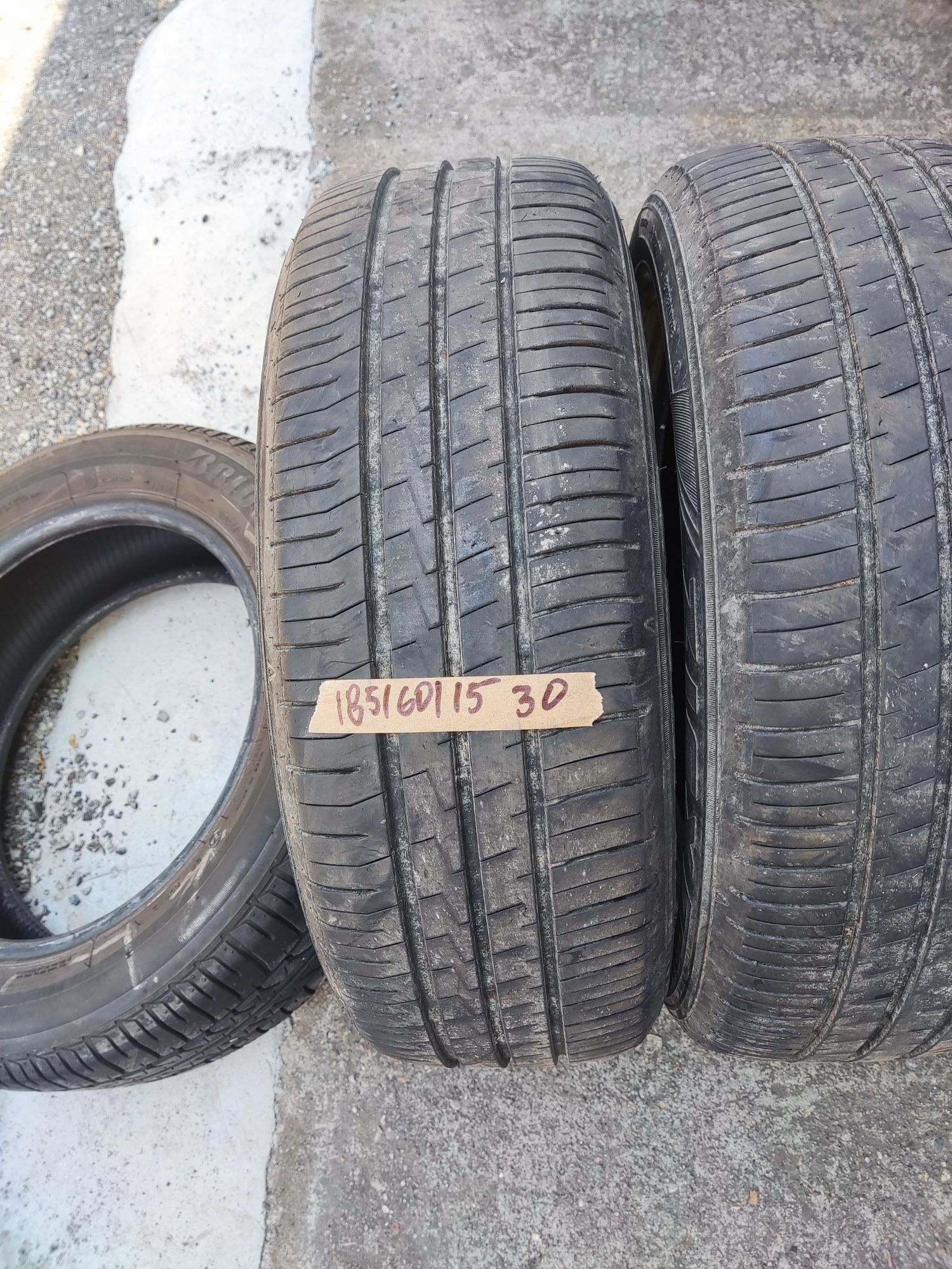 185/60/15 Falken