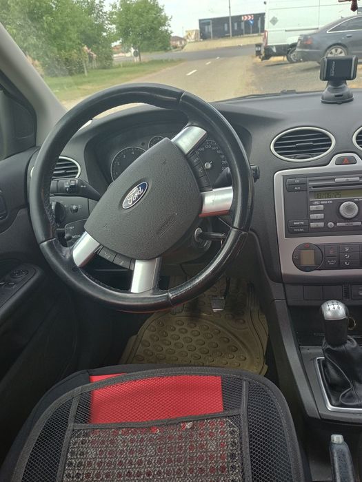FORD FOCUS, combi, 1599 cm benzina , STARE IMPECABILĂ