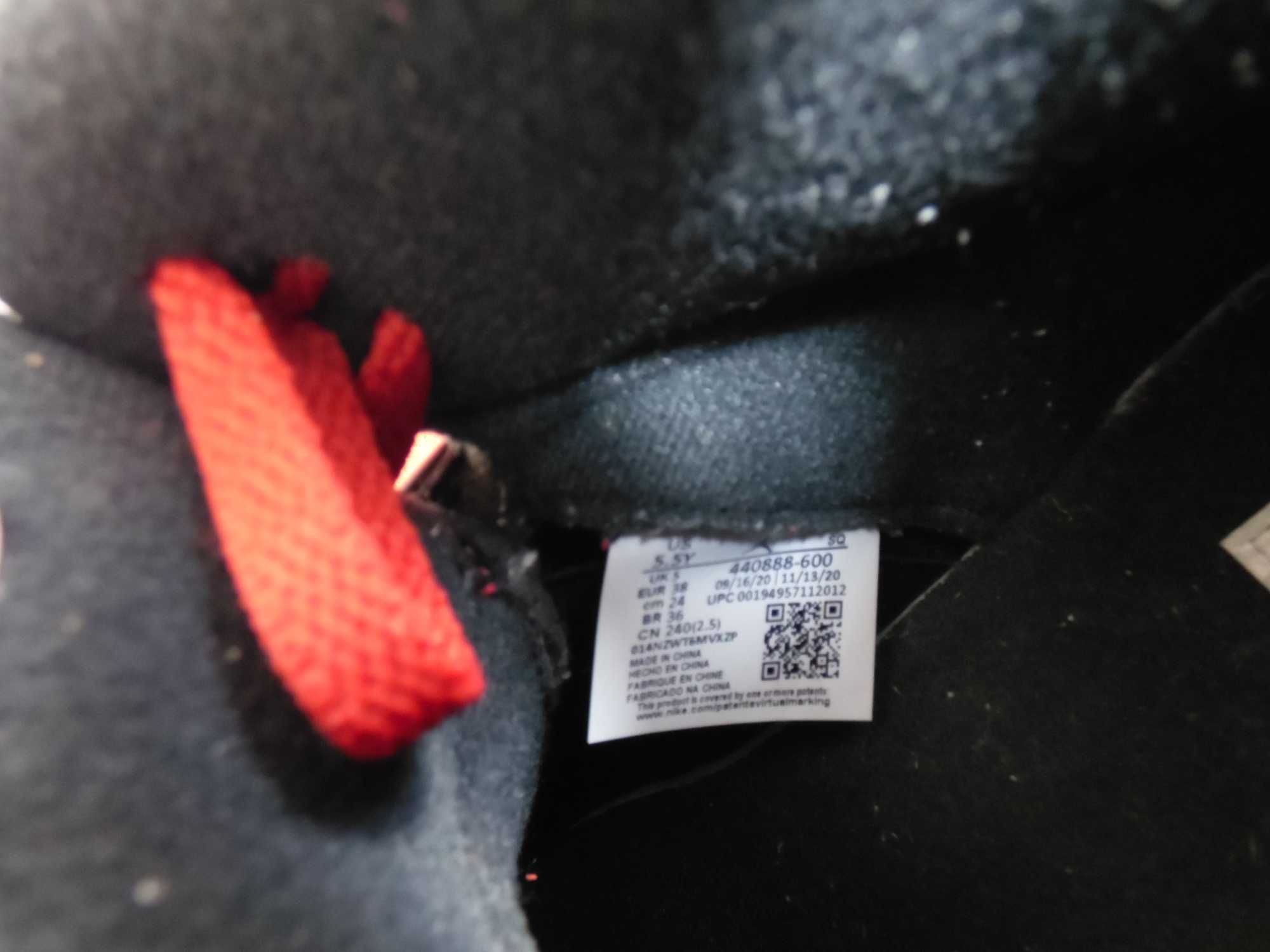 Air Jordan 5 Retro 'Raging Bull' - 38 номер Оригинални!