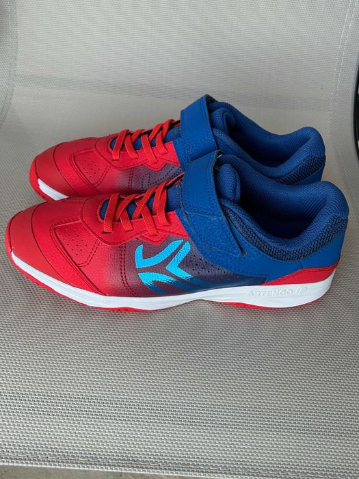 нови спортни обувки за момче 39 номер от Декатлон