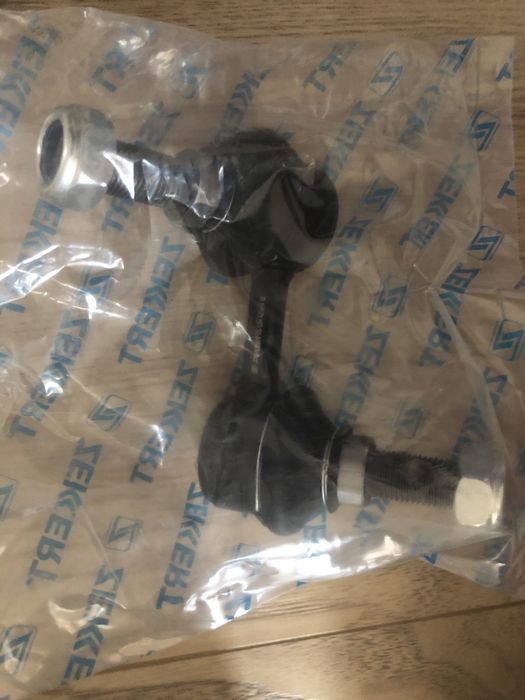 Продается стойка стабилизатор ZEKKERT