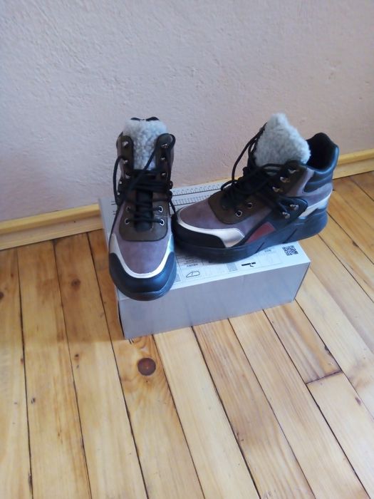 Дамски високи кецове