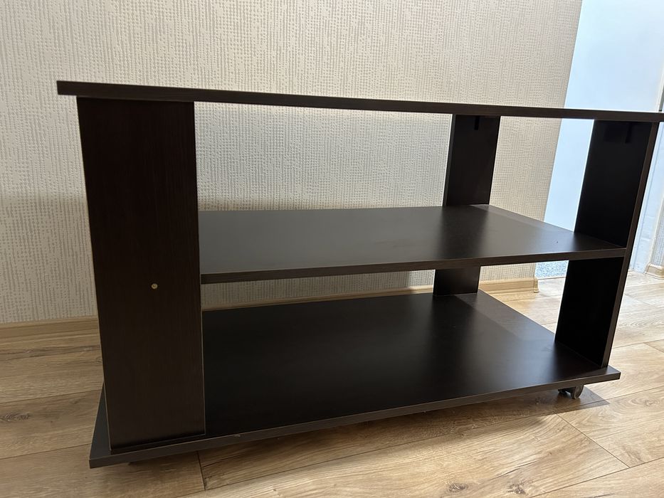 Холна маса, подвижда на колелца