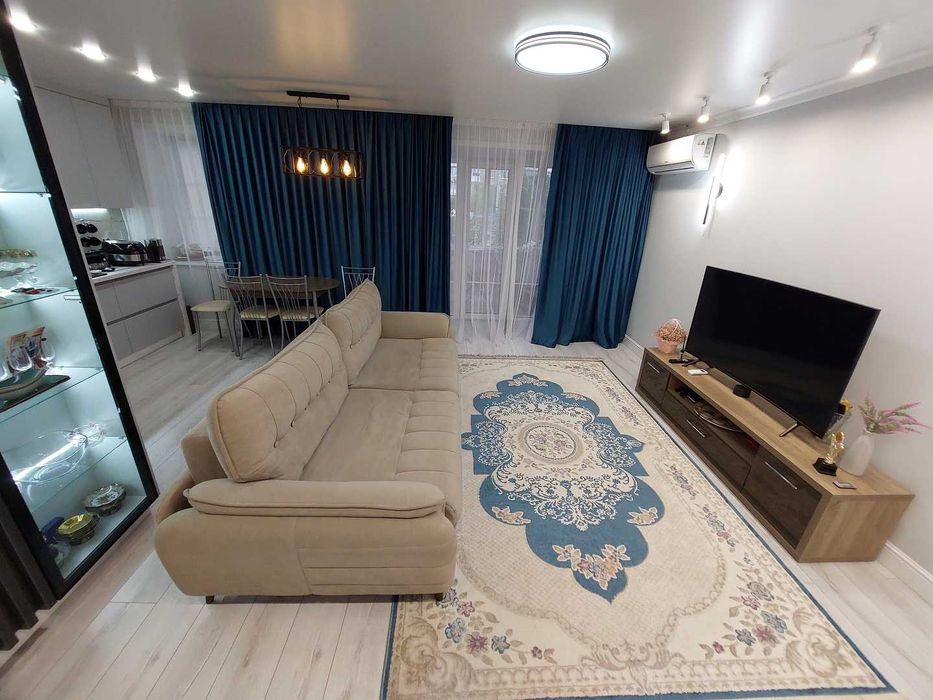 Продам трёхкомнатную квартиру новой планировки