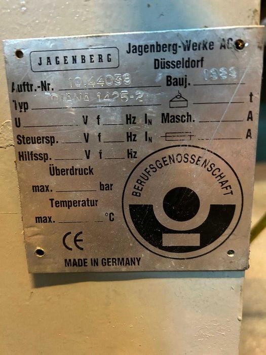 vând mașină de lipit Jagenberg Diana 1425-2