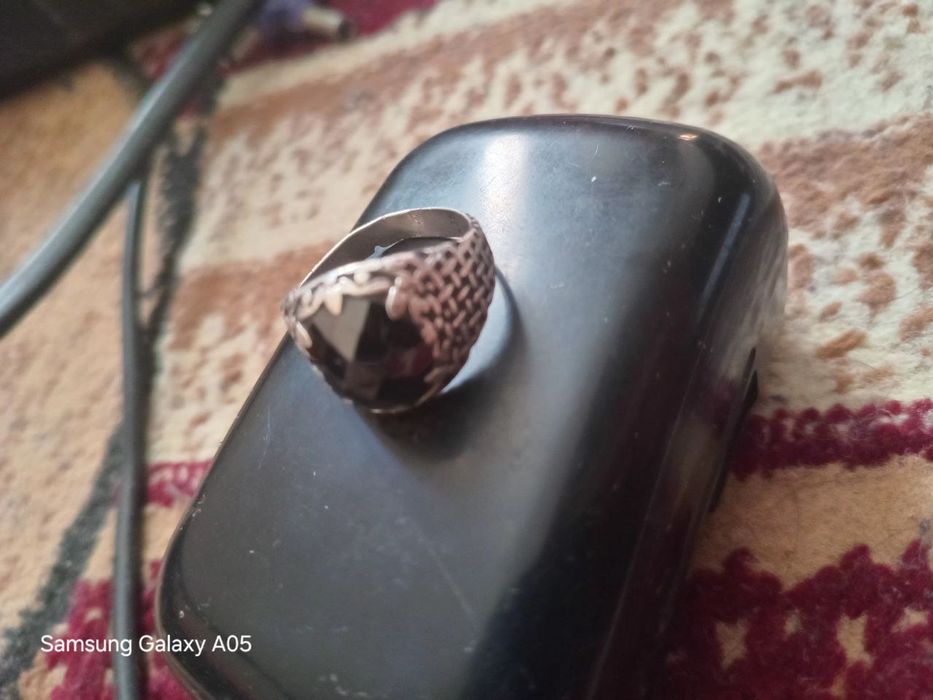 Turetskiy kumushla sotiladi holati yaxwi narxi öziga qarab