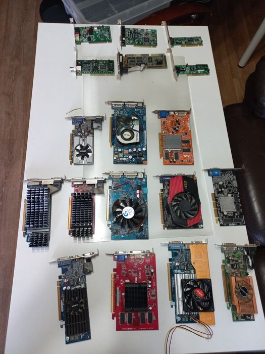 Placi video vintage retro moden placa retea