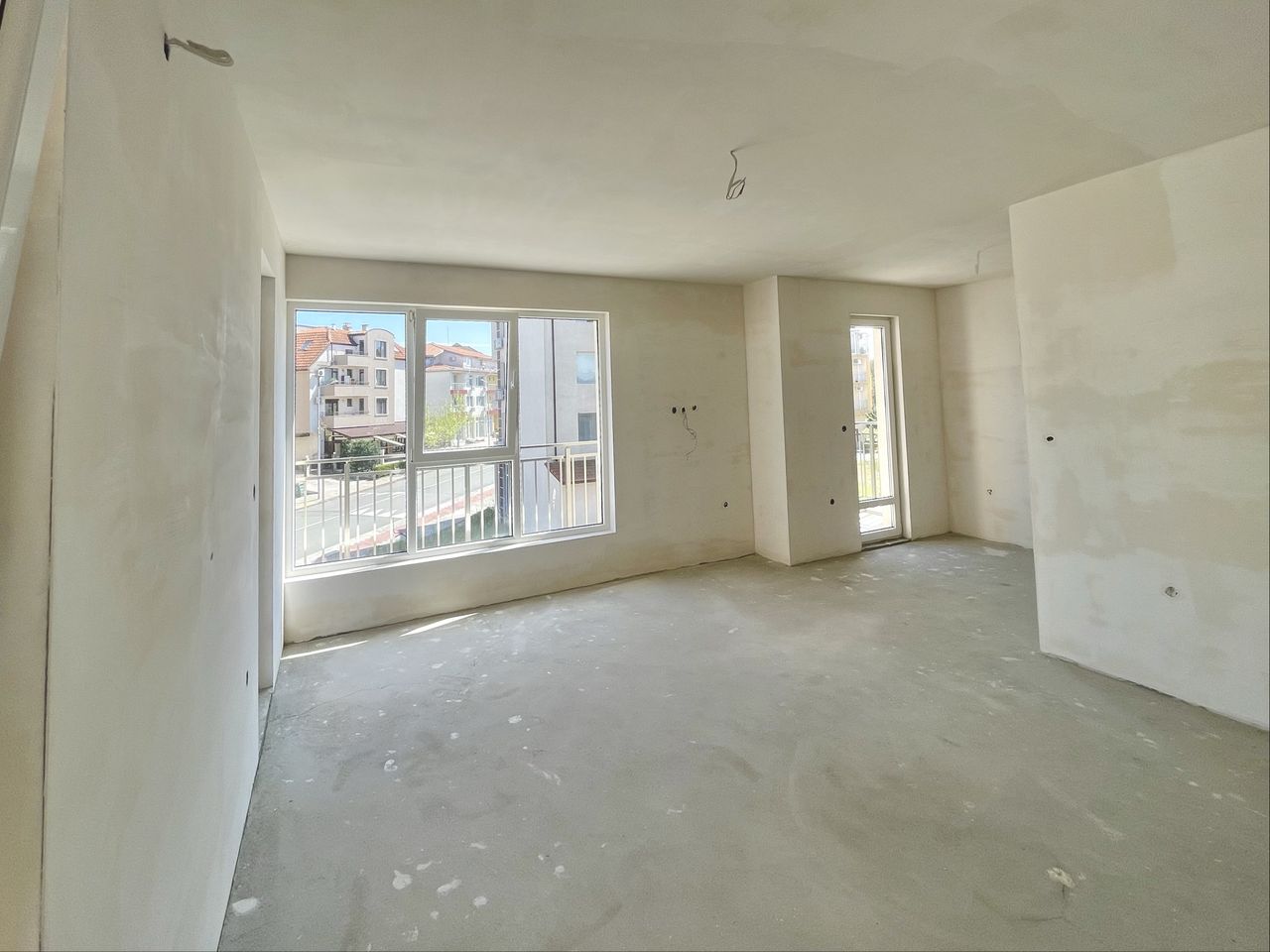 Продава се Двустаен апартамент в к.к. Дюни - 50 кв.м за 1350 €/кв.м - Снимка #6
