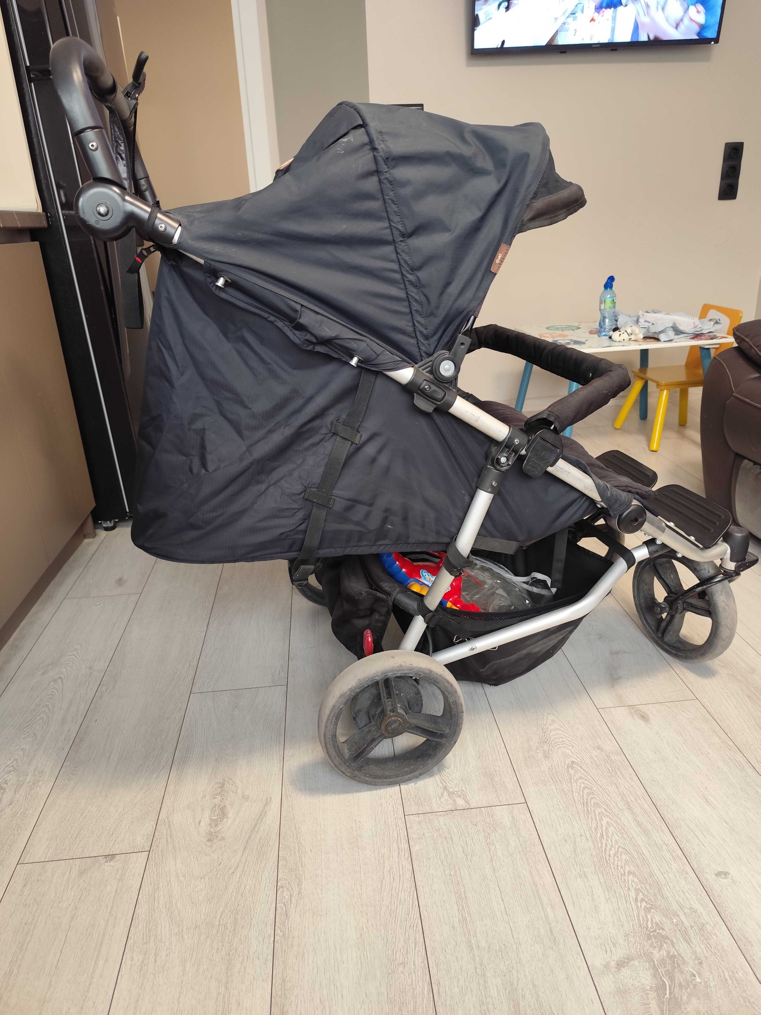 Количка за близнаци Mountain buggy