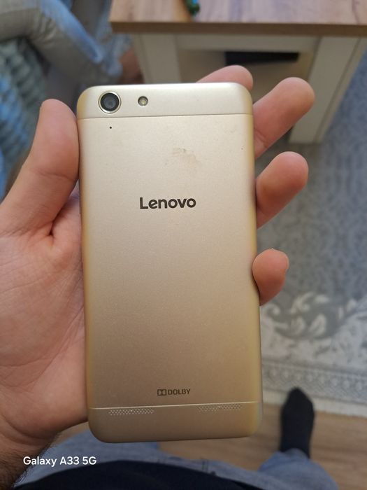 Продавам телефон марка Lenovo K5 Plus