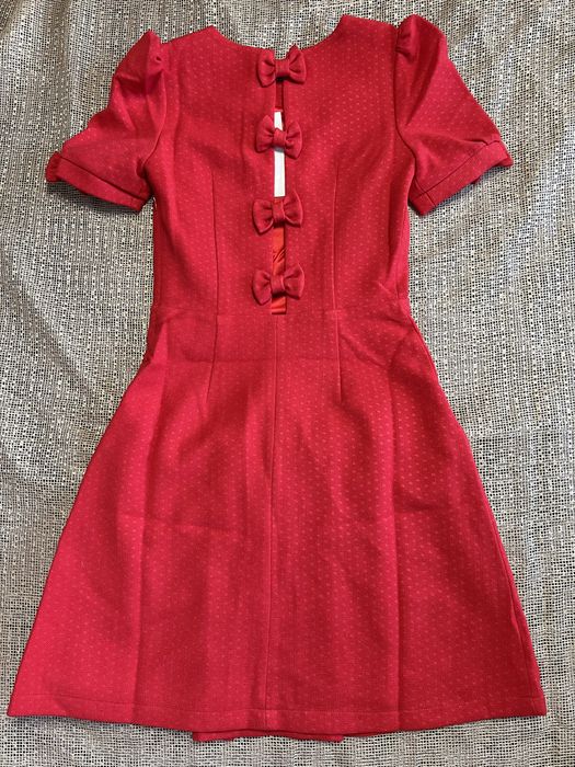 Платья 40, 42 размеров