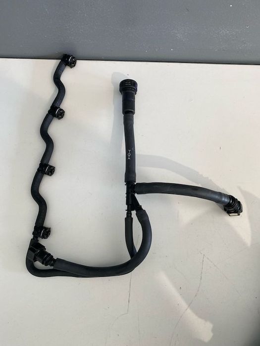 Furtun Retur Motorina Injectoare Volvo S60 S80 S90 V40 V40CC V60 V70 V90 XC40 XC60 XC90 31355064
