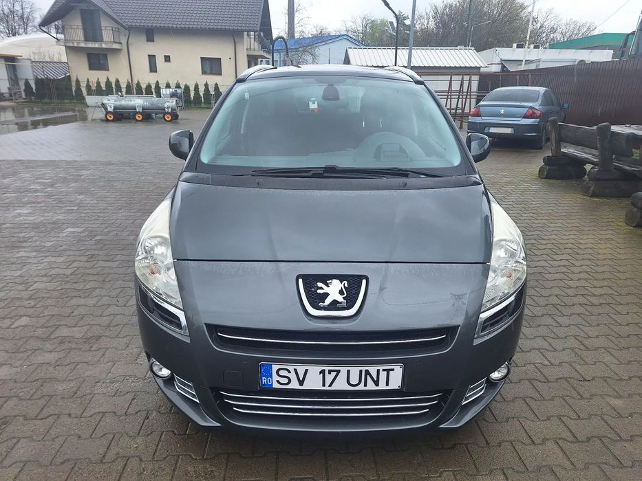 Peugeot 5008 Masina cumparata in Belgia de la primul proprietar, kilometri reali