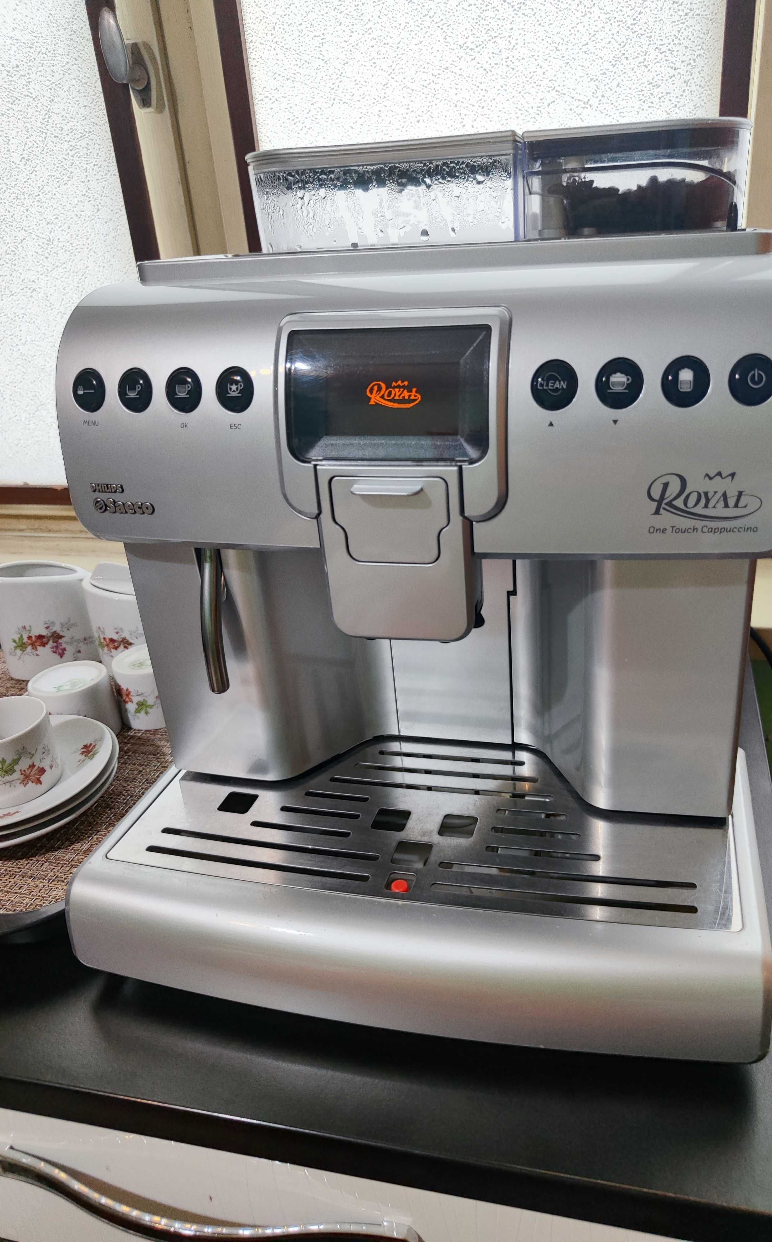 Кафе машина Saeco Royal One Touch Cappuccino
