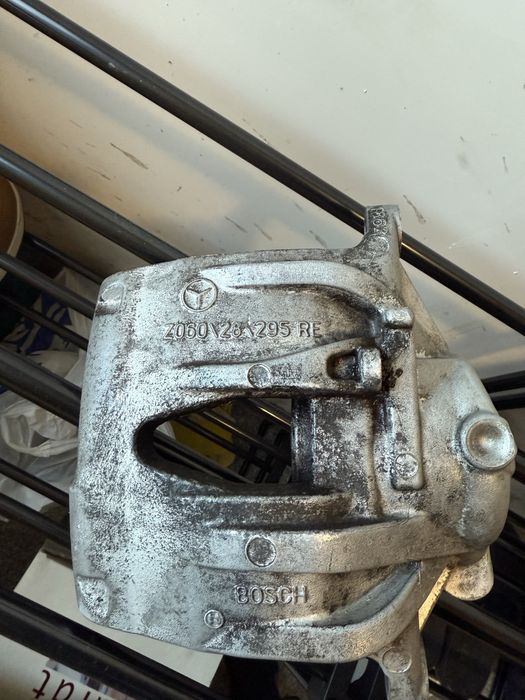 Предни спирачни апарати за Mercedes W211