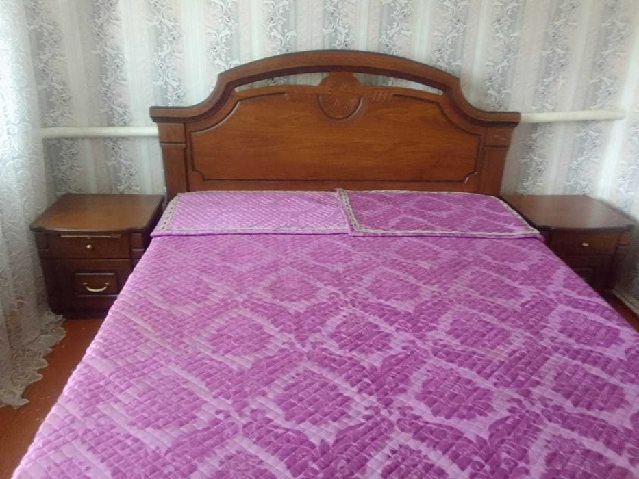 Продам спальный гарнитур
