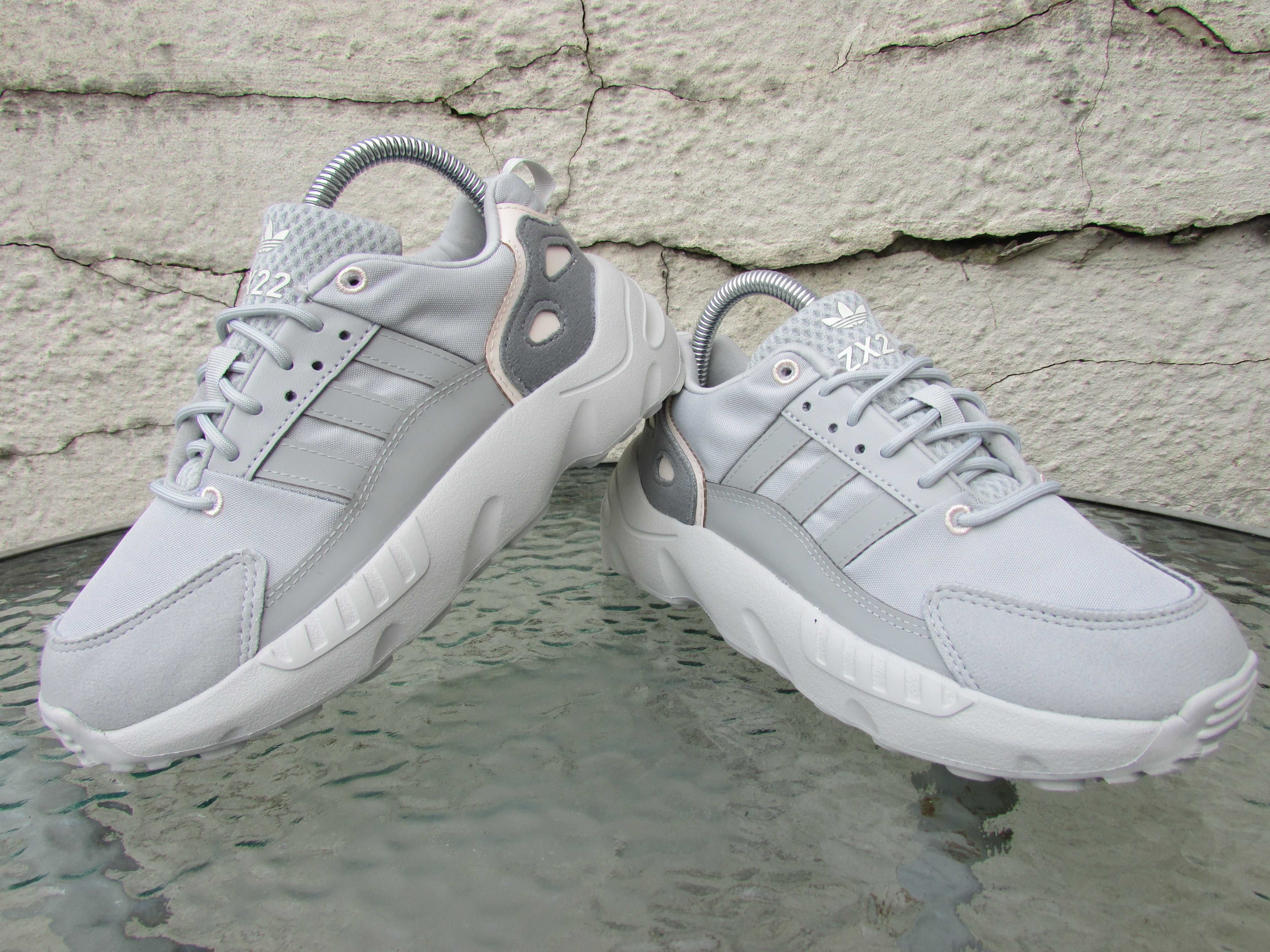 Детски маратонки Adidas ZX 22