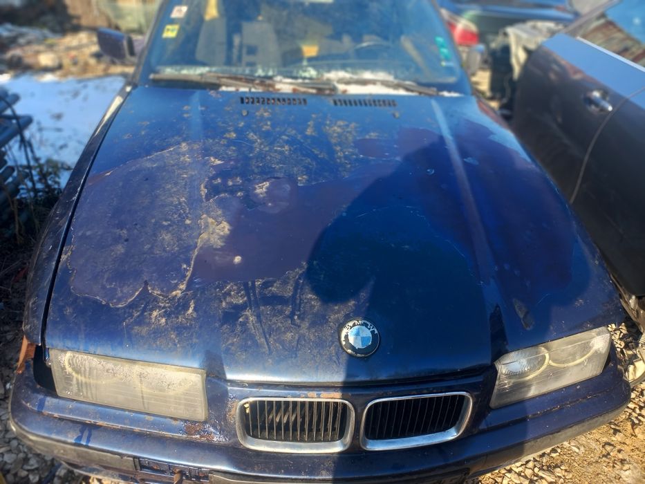 BMW E36 1.8 IS Бмв е36 1.8 ис на части