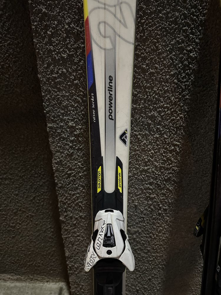 Vand skiuri salomon 162cm si 170 cm