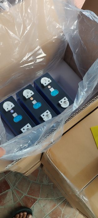 Vând 16 baterii acumulator Eve  lifepo 314 ah 8000 cicicluri