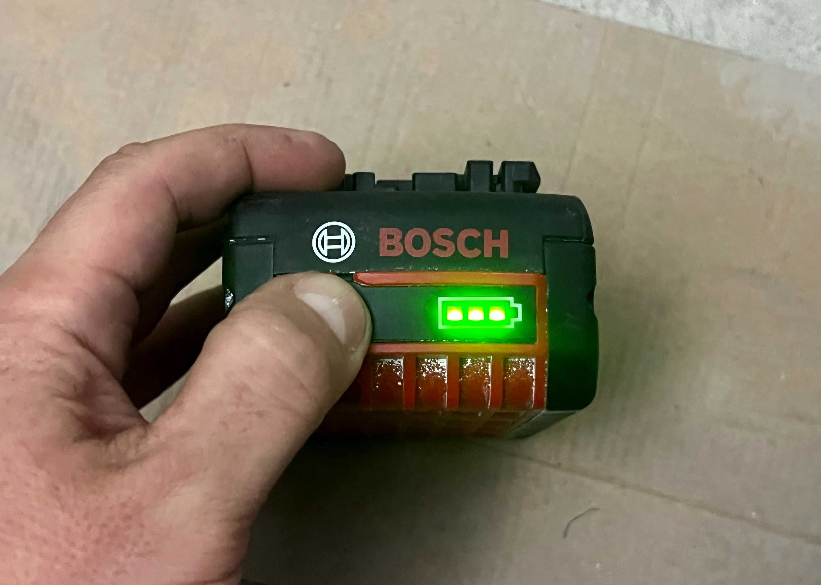 Baterie Bosch GBA 18V 5Ah Li Ion originala stare foarte buna