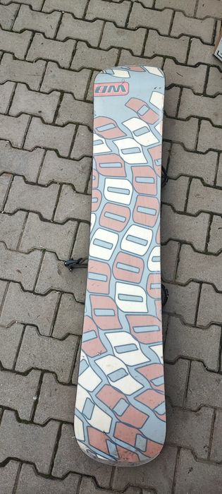 Snowboard vechi in stare buna