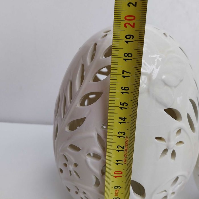 НАЙ ДОБРАТА ОФЕРТА Големи декоративни порцеланови яйца / свещник