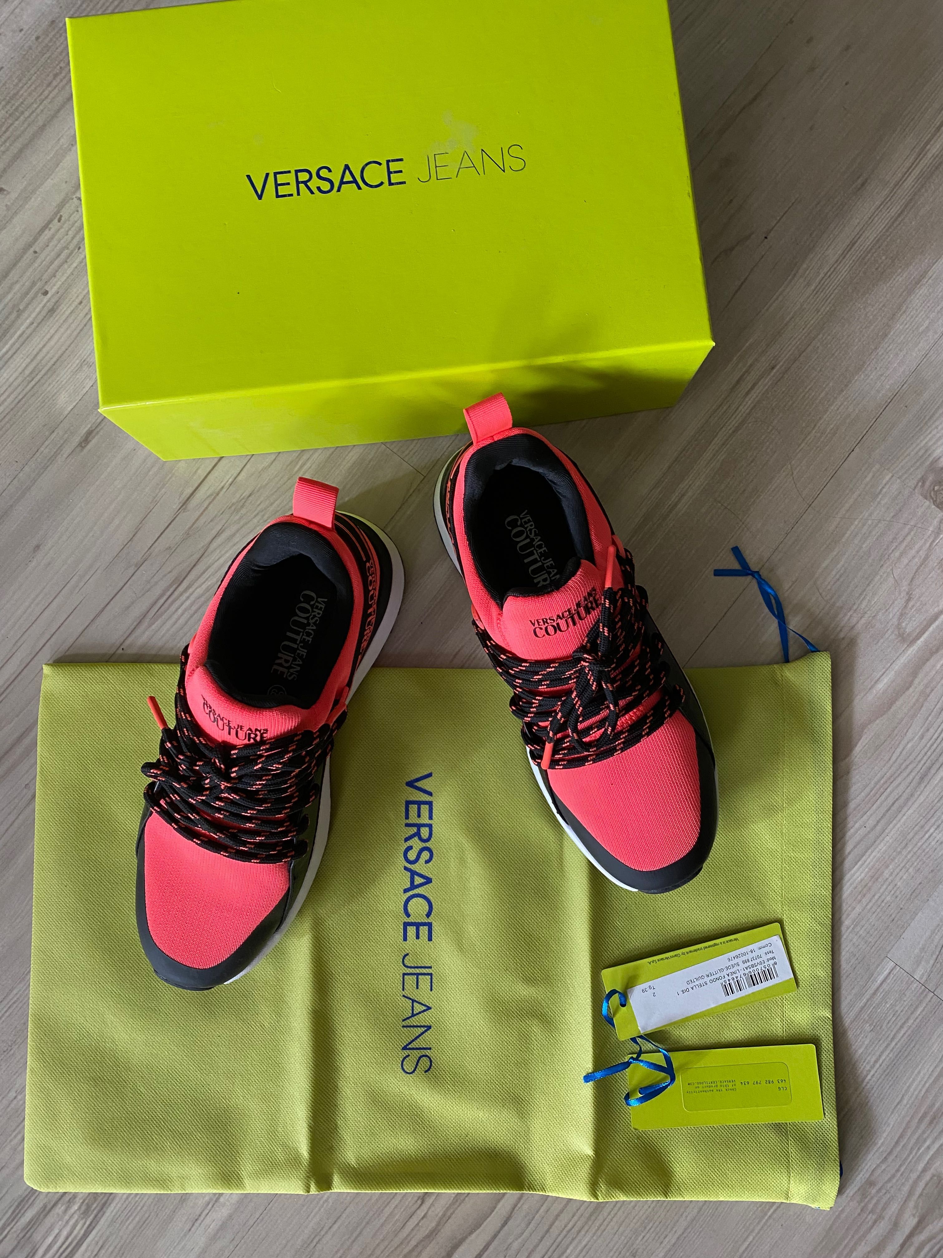 Дамски спортни обувки Versace Jeans 39