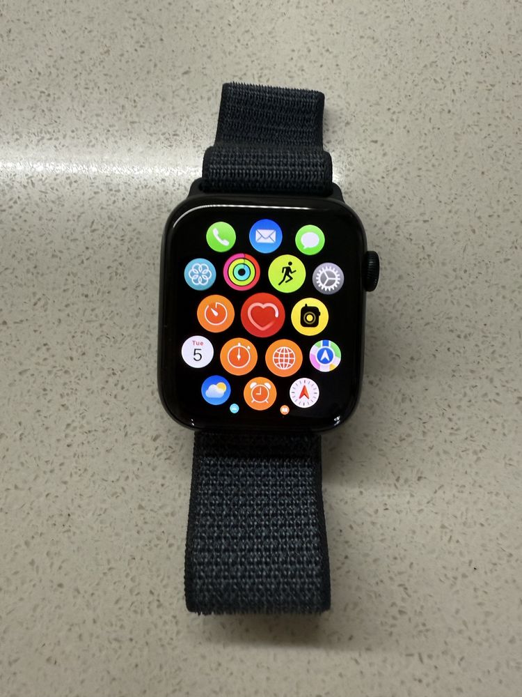 Apple Watch SE2 44mm v3 Midnight