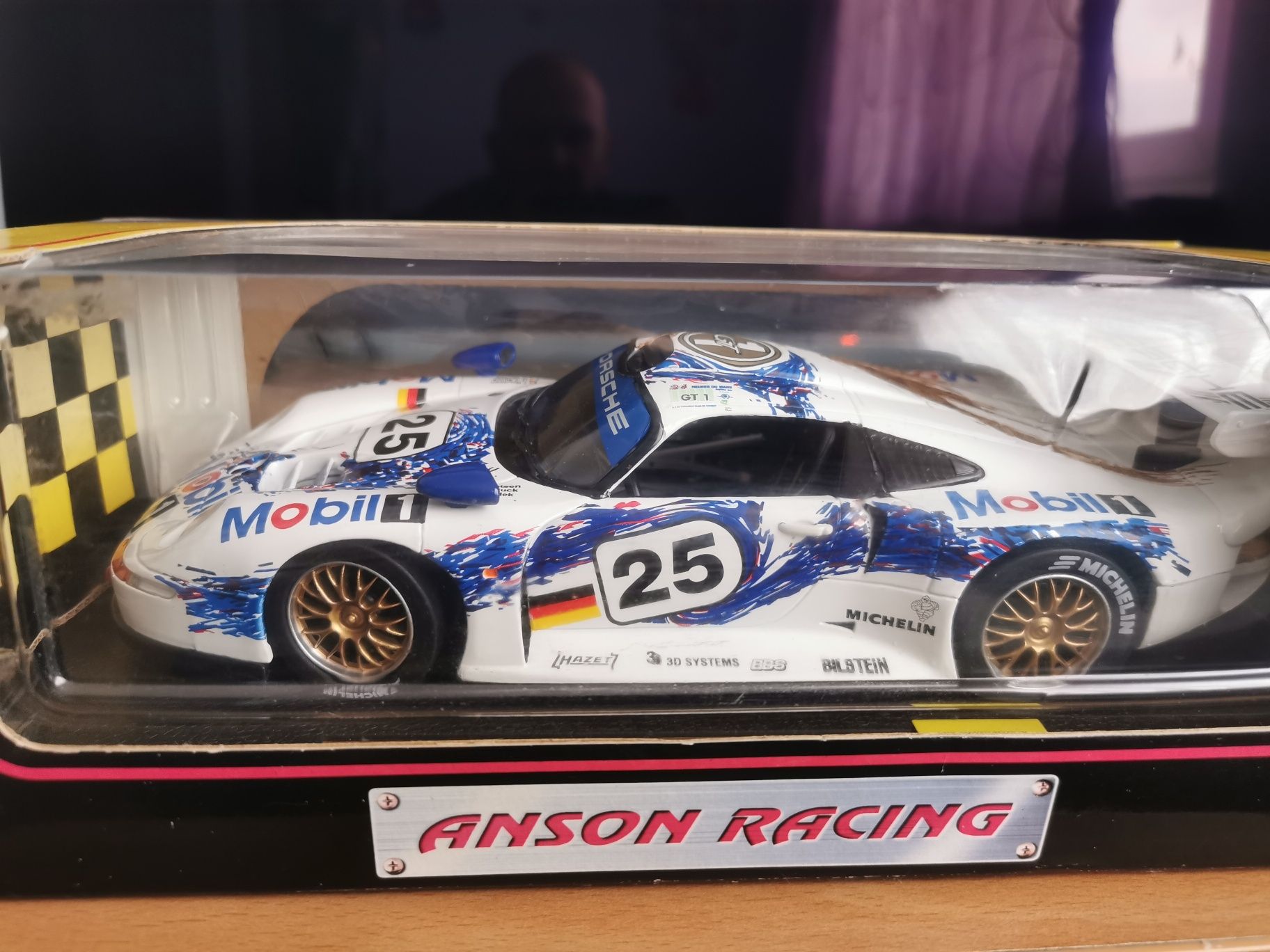 Porsche 911 Gt1 Anson Racing 1:18