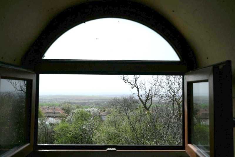 Продава се Къща в Карнобат - 381 кв.м за 124 €/кв.м - Снимка #6