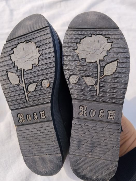 Обувь  Кроссовки и Туфли для девочек 26 размер