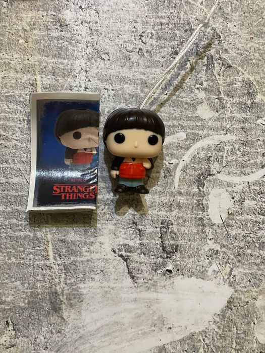 Will kinder joy stranger things Уил киндер Джой