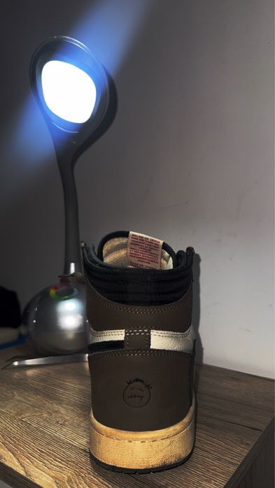 Nike jordan 1 Travis Scott